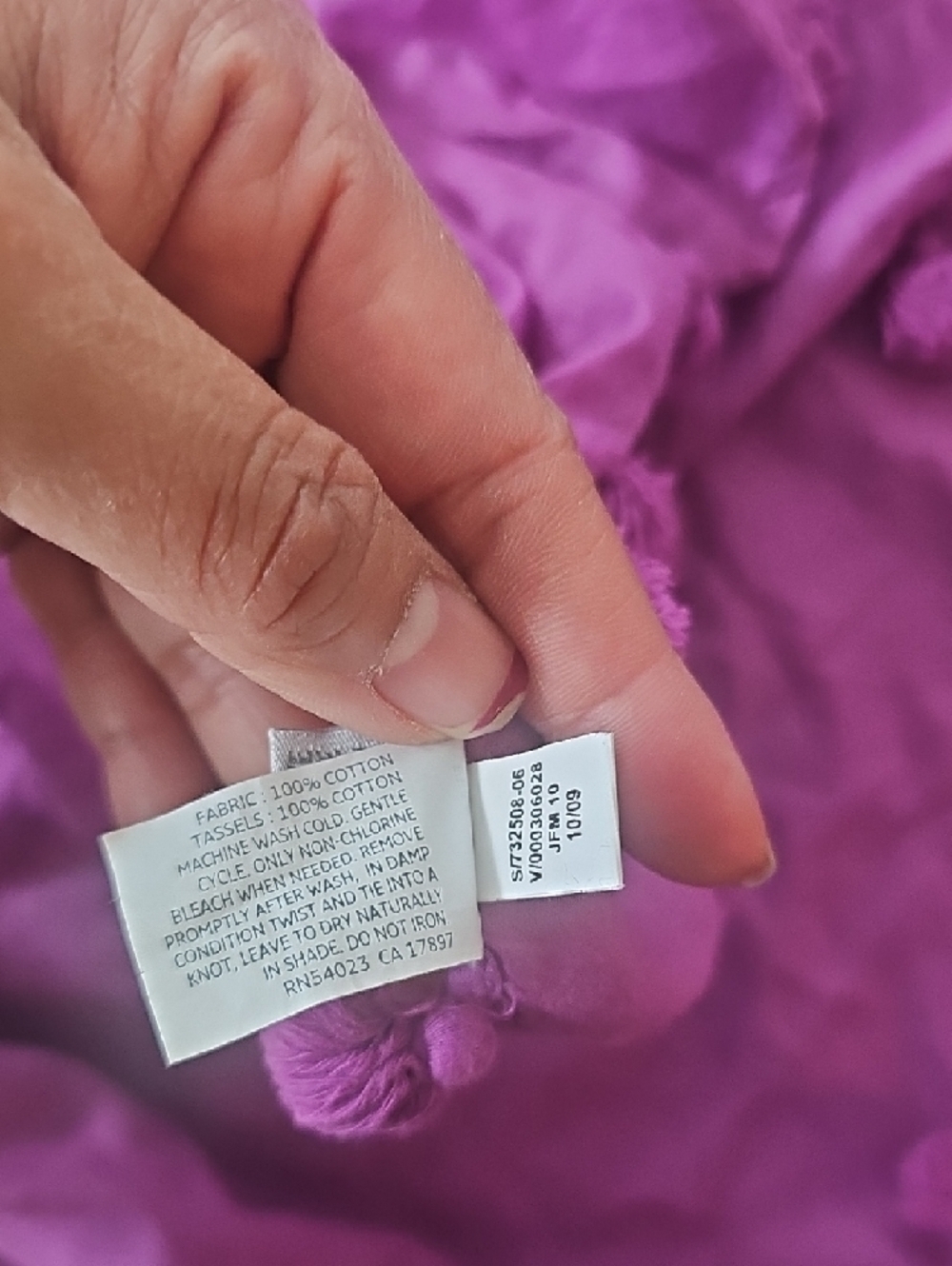 Purple Tassel-Trim Lightweight Scarf Shawl - Picture 2 of 4